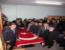 Stajyer öğretmenler yemin etti